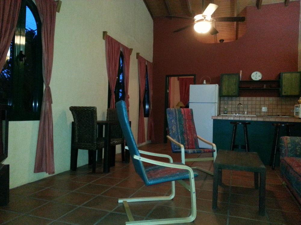 Flamboyant Garden Aparthotel 4*
