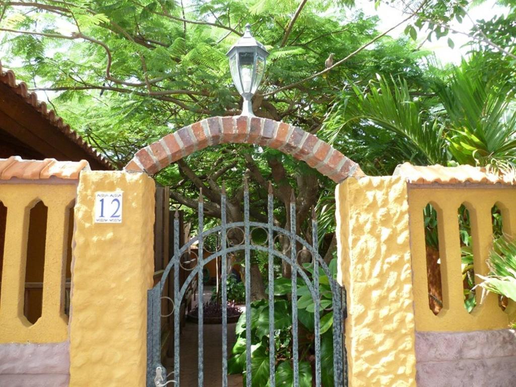 Aparthotel Flamboyant Garden Oranjestad