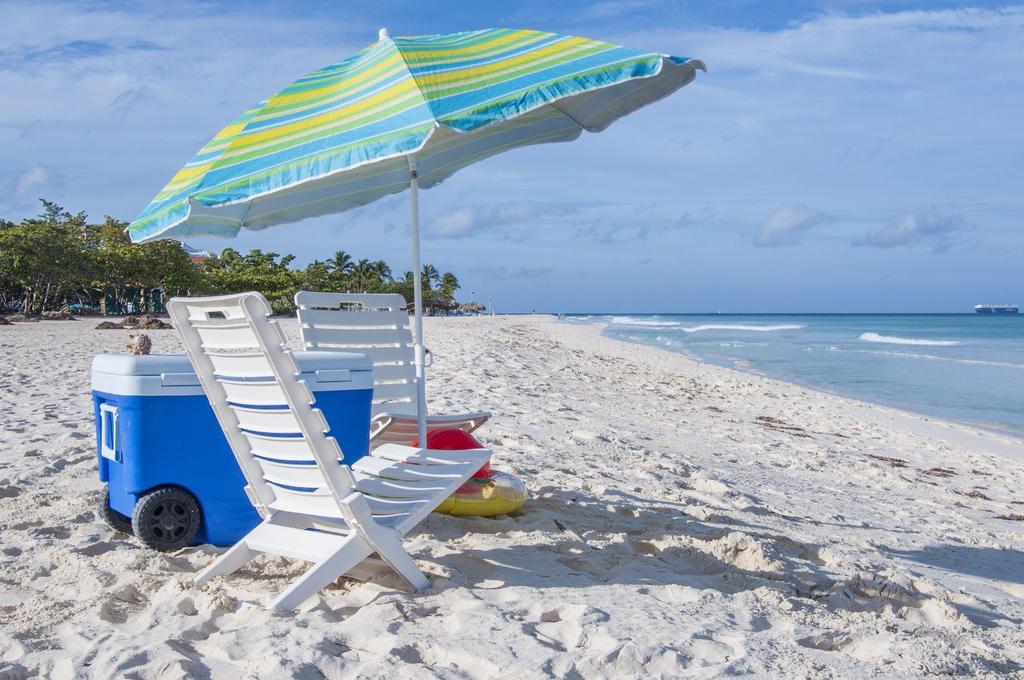 Pousada Family-flexication-friendly Villa, Few Steps From Eagle Palm Beach