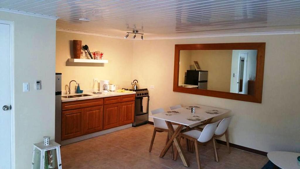 Sandpiper Apartment Palm Beach