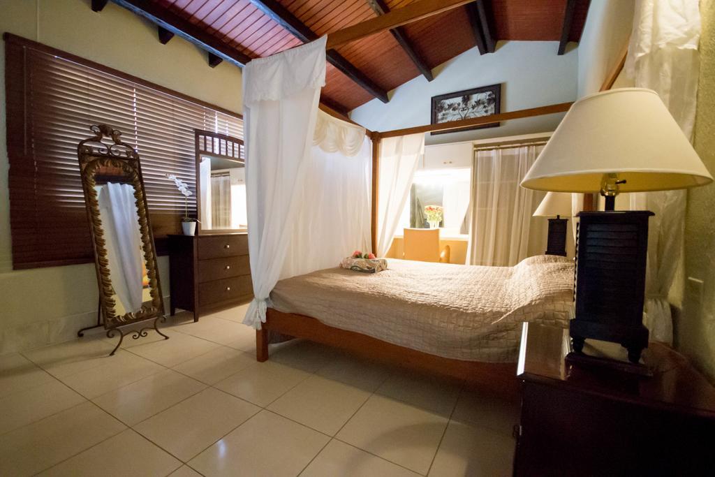 Villa Marazul Palm Beach