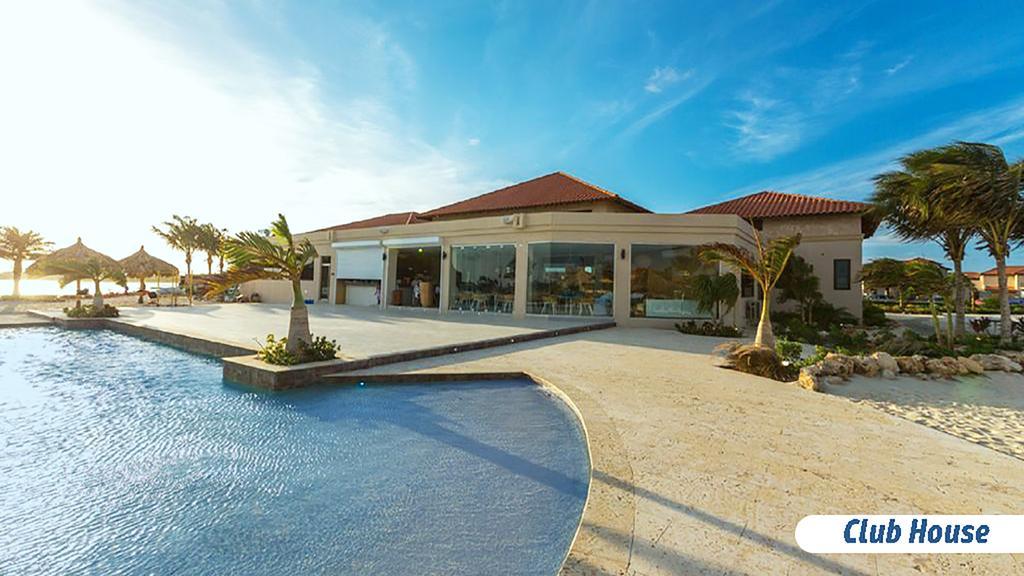 Gold Coast Luxury One Floor