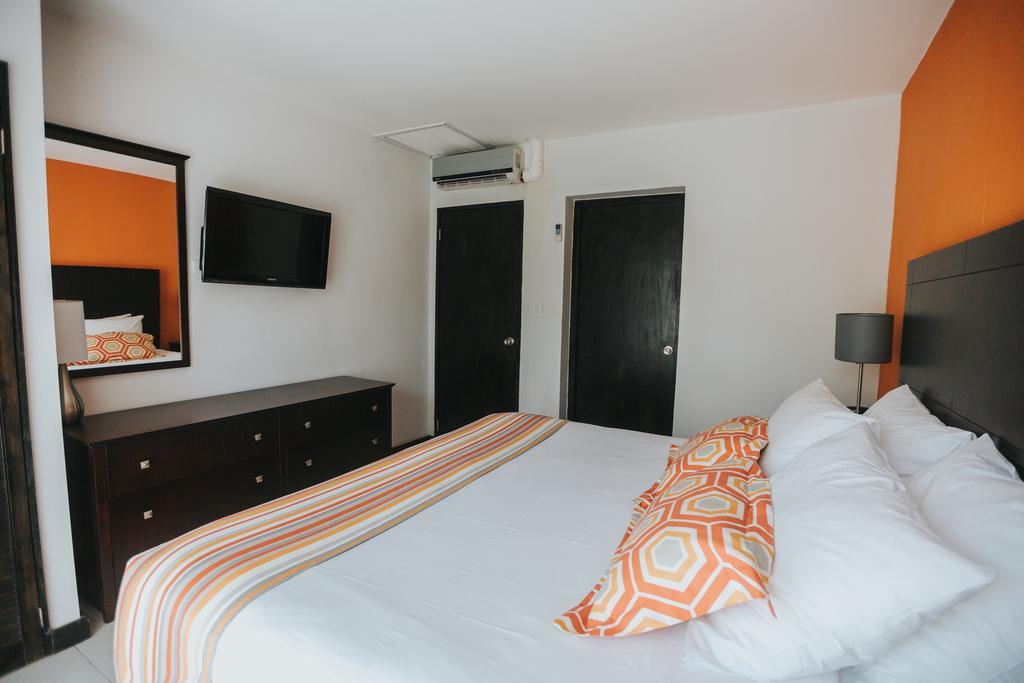 Hotel Talk Of The Town & Club By Gh 3*