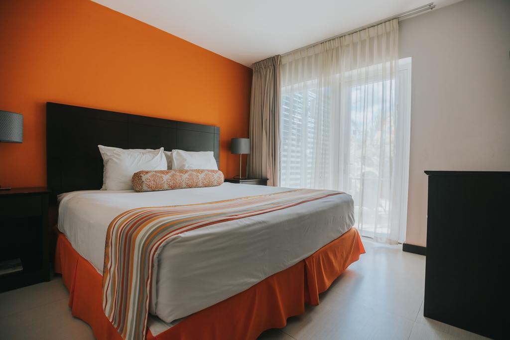 Hotel Talk Of The Town & Club By Gh Oranjestad