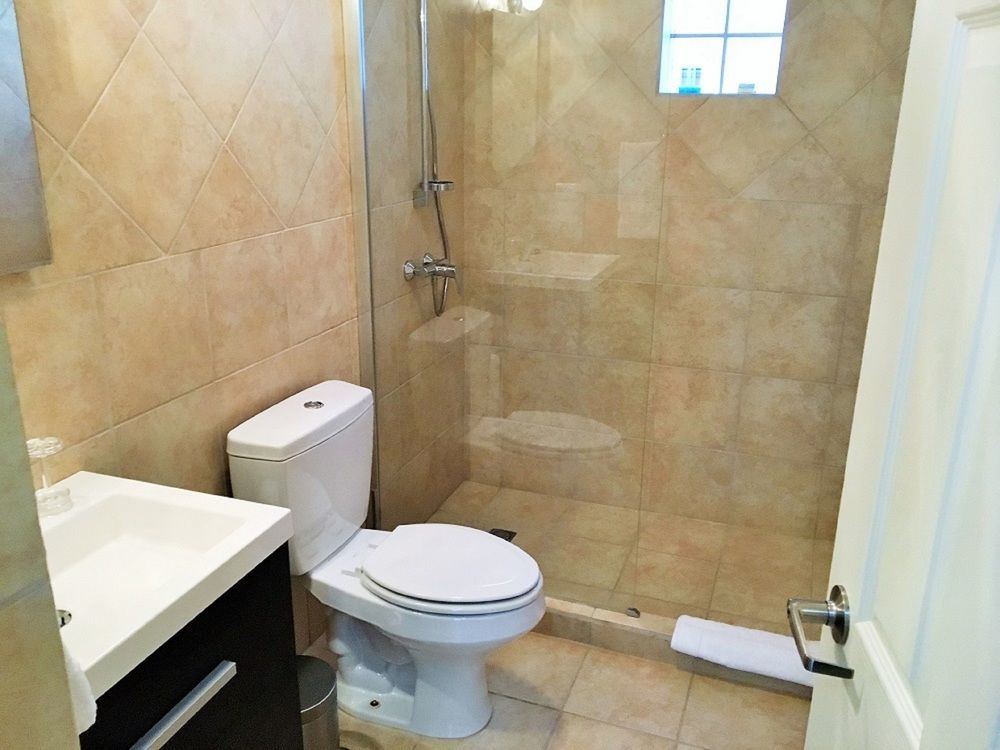 Gold Coast Luxury One Floor