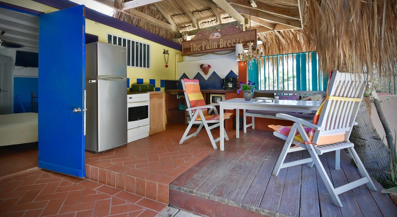 Beach House Aruba Apartments *