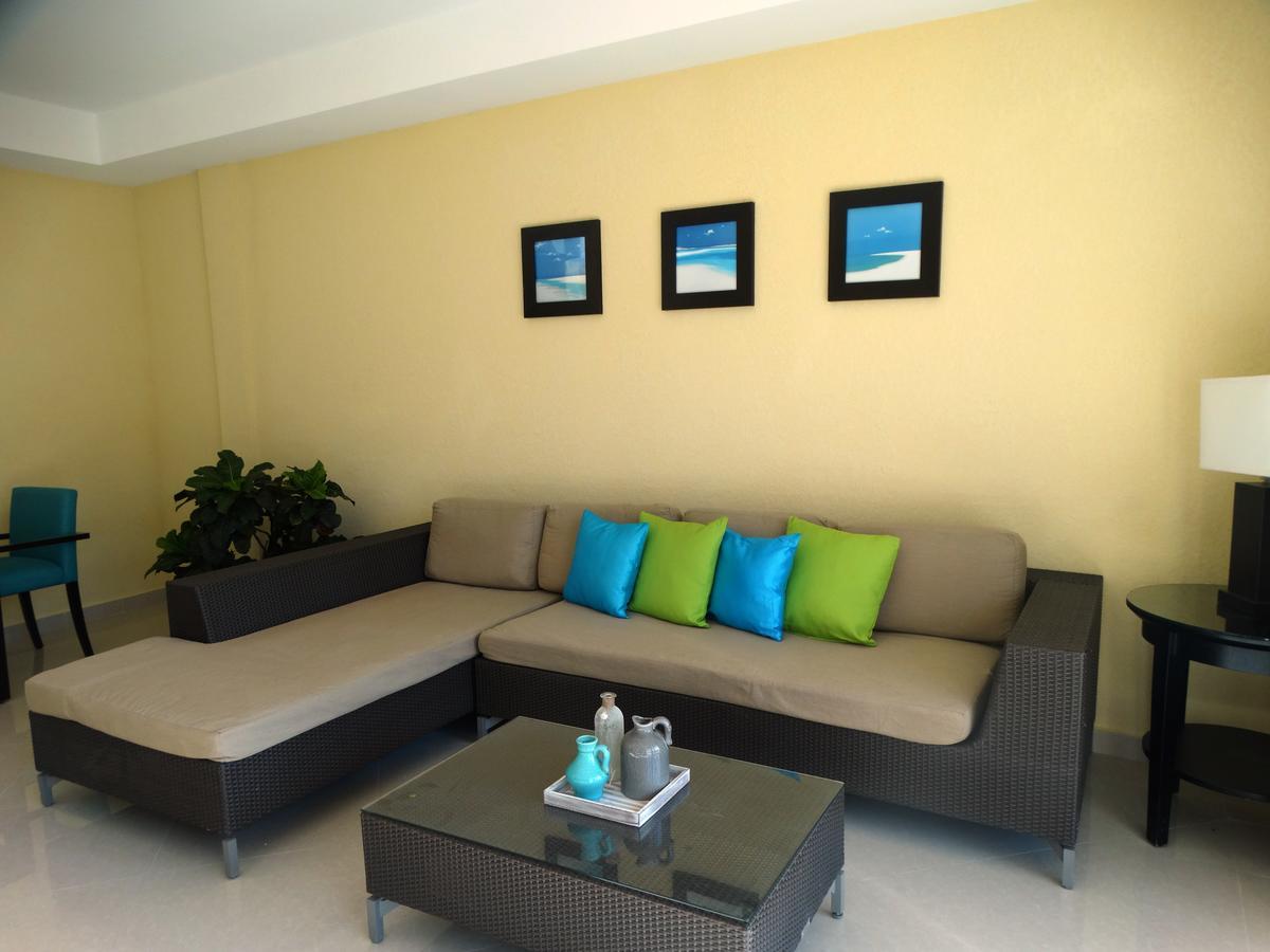 Bay Harbor Apartment