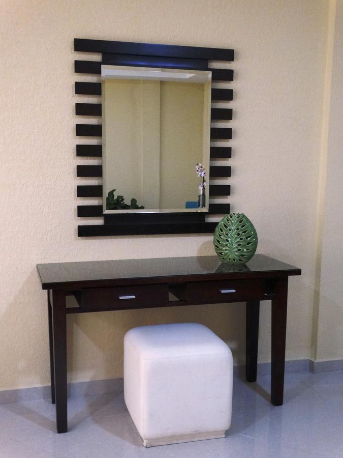 Bay Harbor Apartment