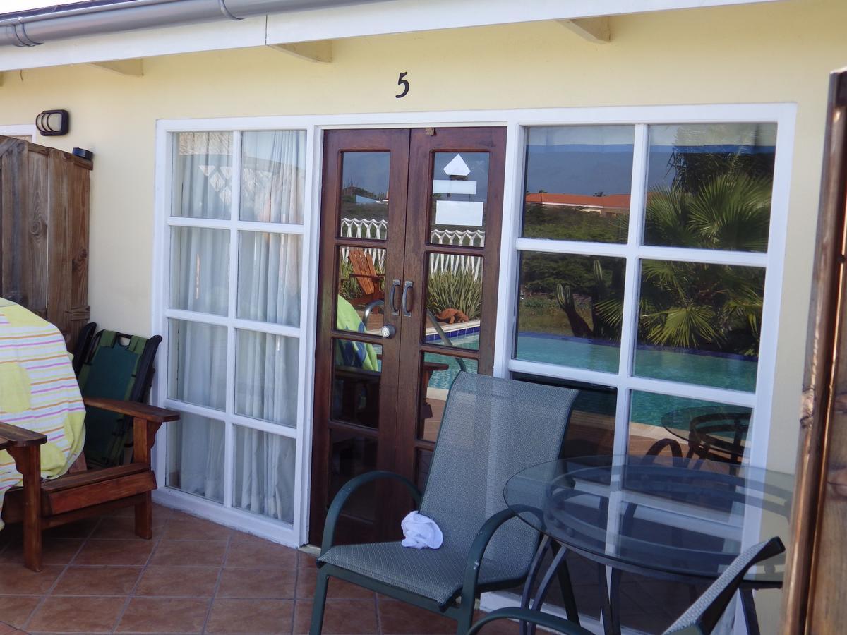 Aruba Cunucu 3* Palm Beach