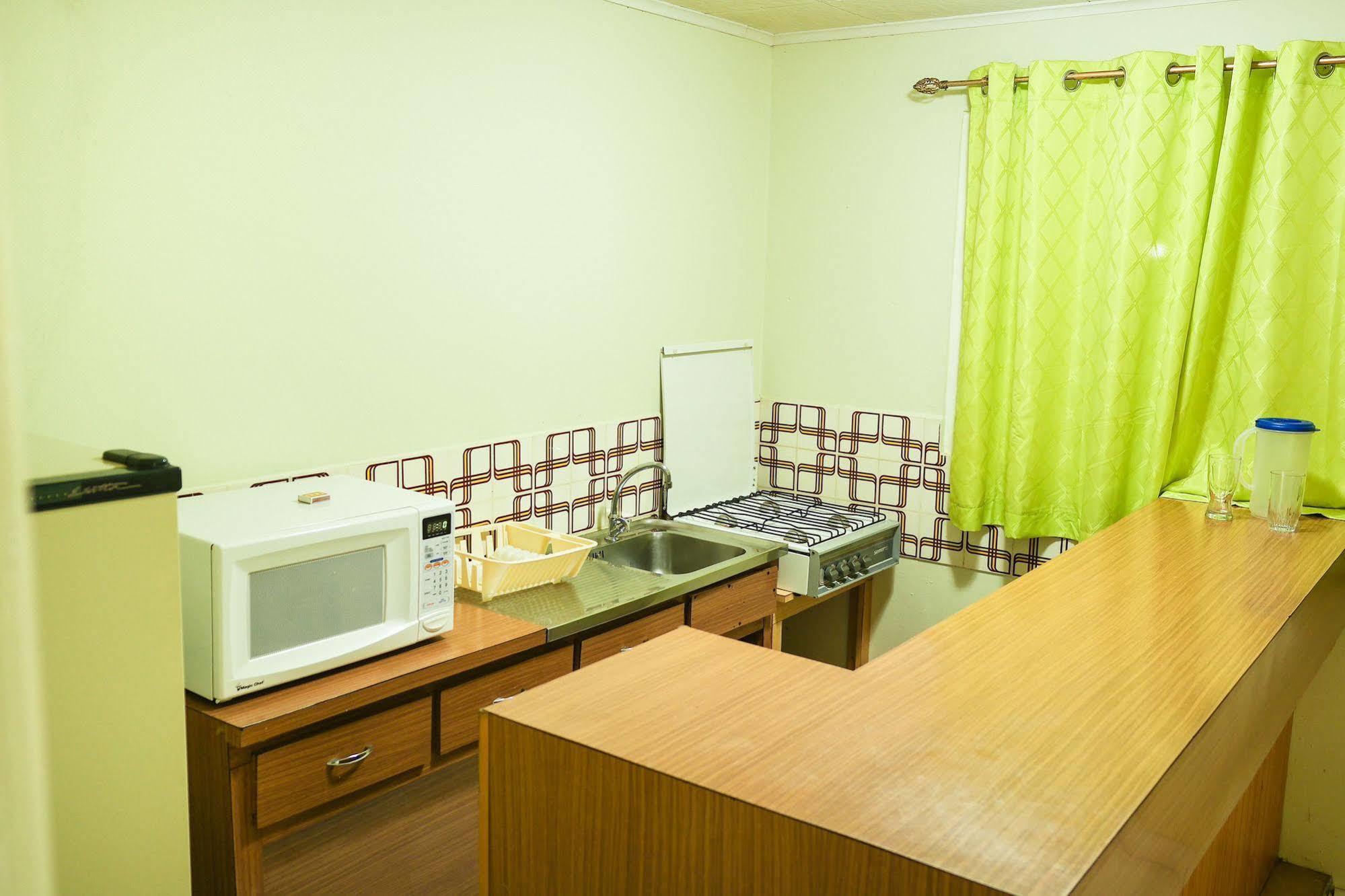 Coconut Hotel 3*
