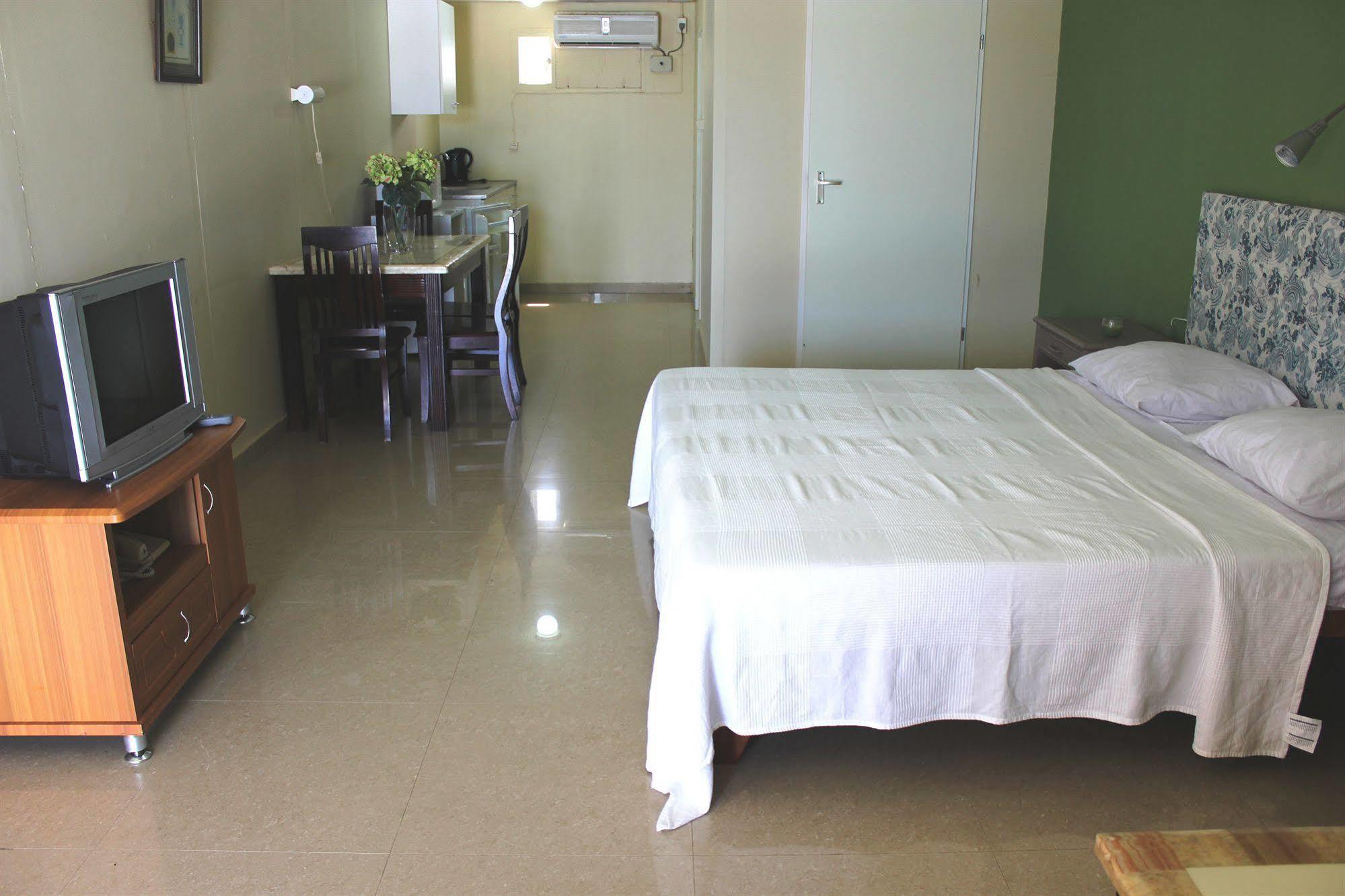 Aruba Blue Village And 2* Palm Beach