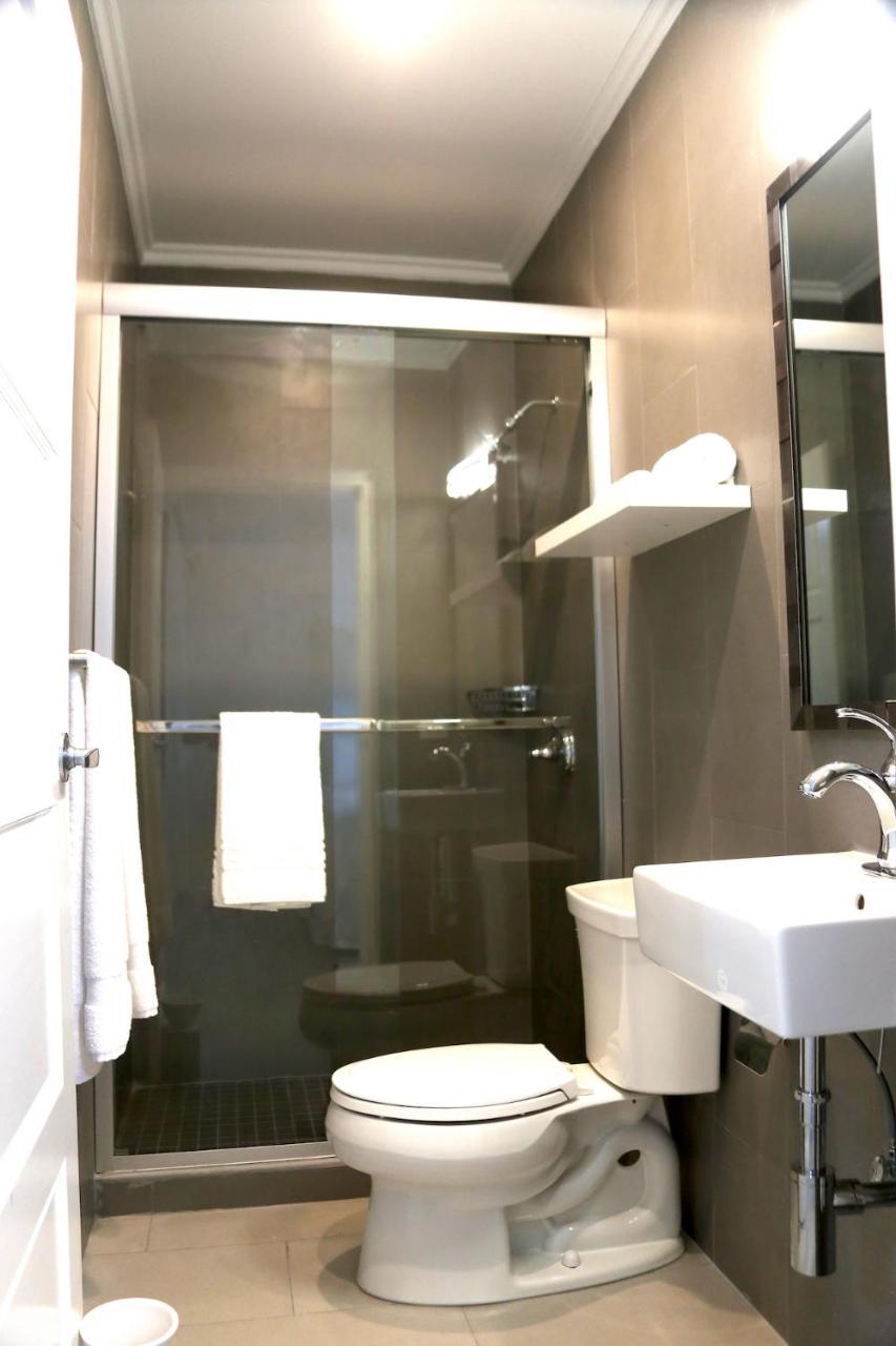 Casa Alessandra 2bdr Palm Beach