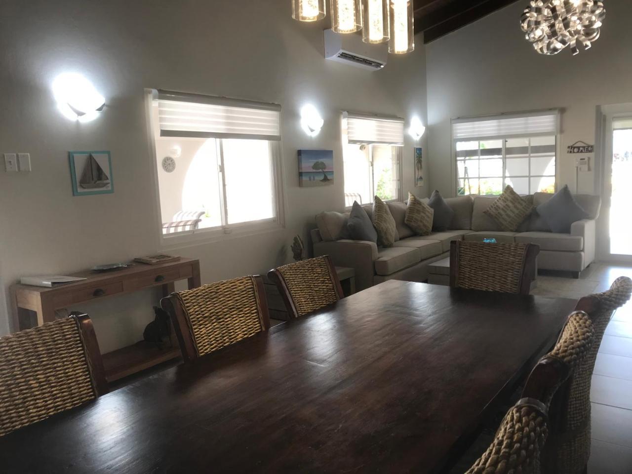 Arashi Beach Villa