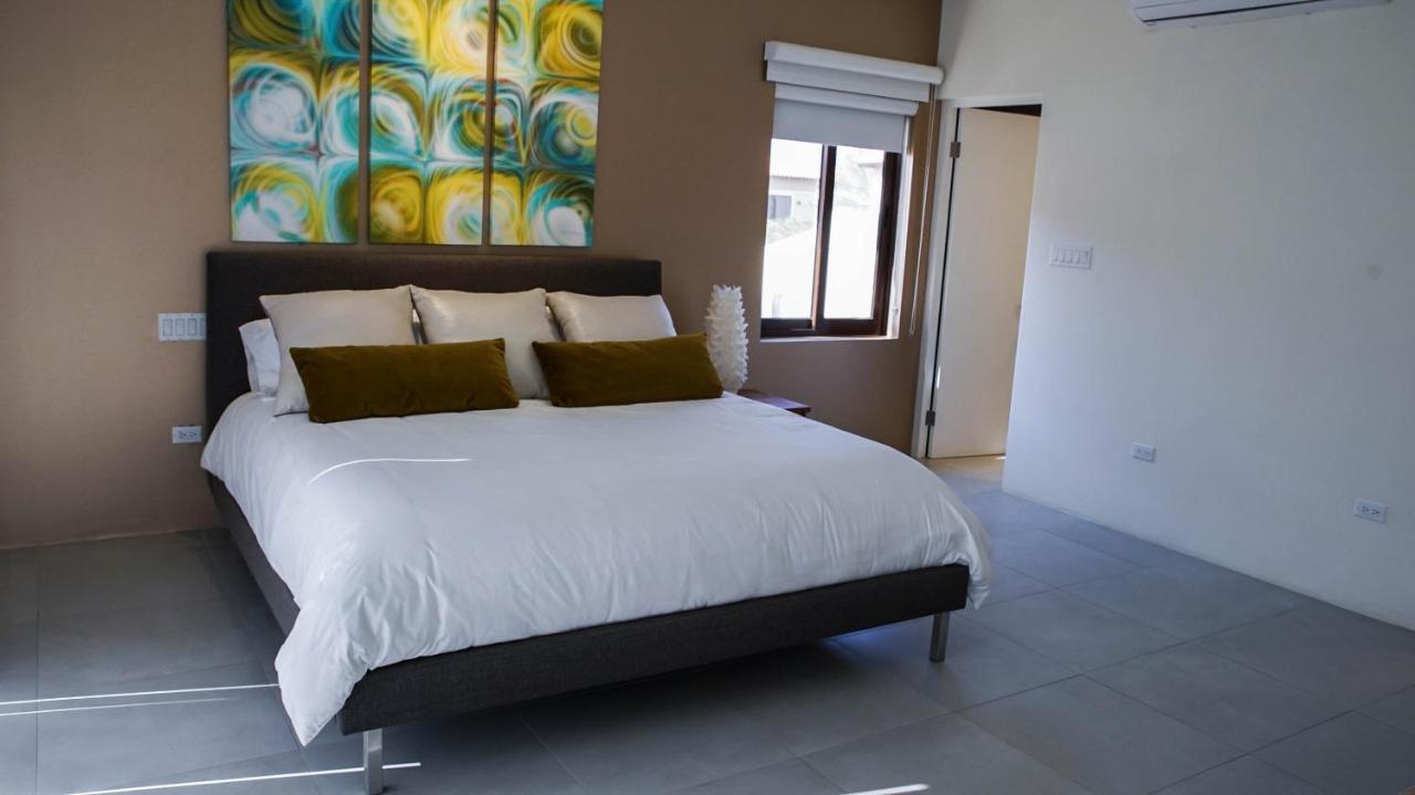 Diamante 181 Luxury In Gold Coast 4 Bedrooms 3 Bath Villa Palm Beach