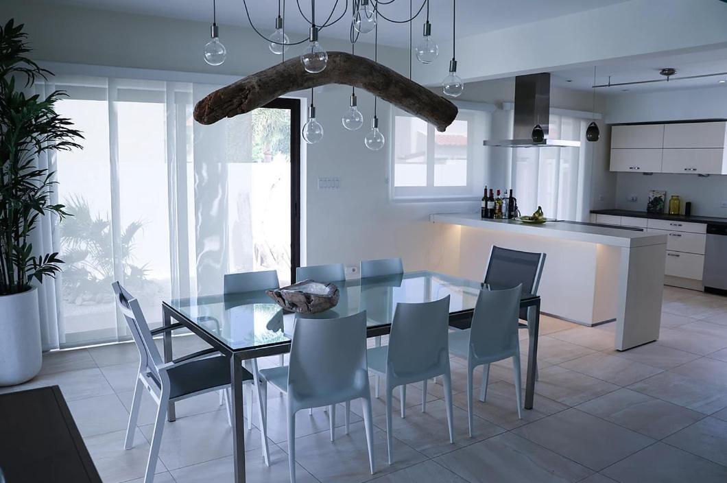 Diamante 181 Luxury In Gold Coast 4 Bedrooms 3 Bath