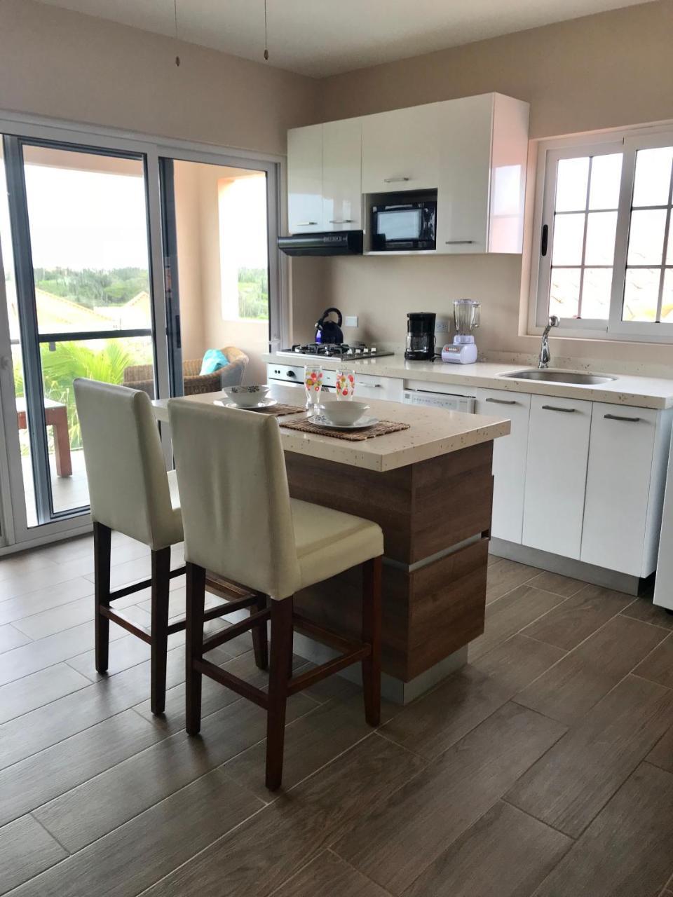 Apartamento Cozy Apartment,2minutes To Hotels, Ritz Carlton, Palm Beach Noord