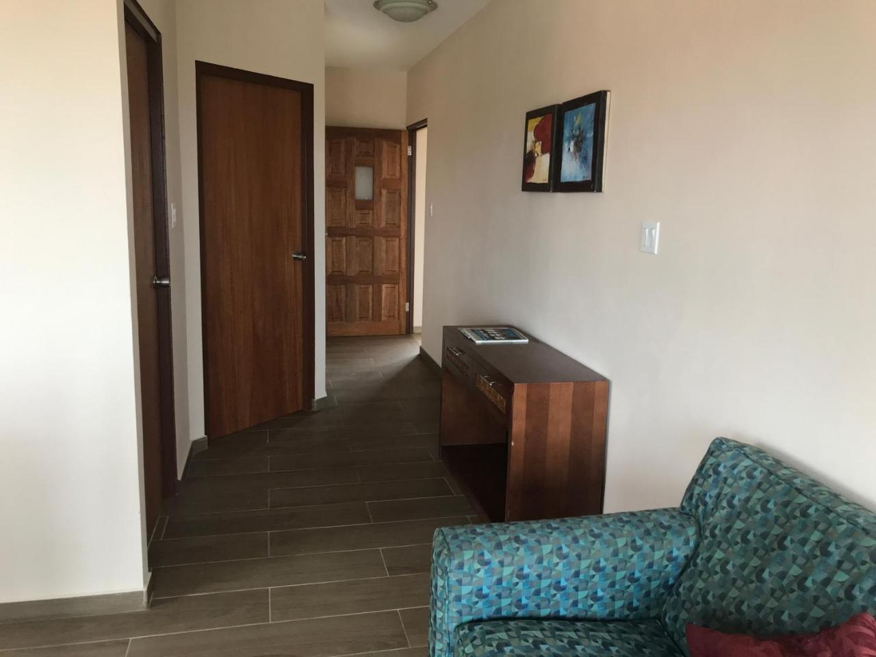 Cozy Apartment,2minutes To Hotels, Ritz Carlton, Palm Beach