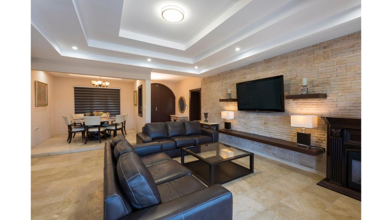 Aruba Palm Beach House *