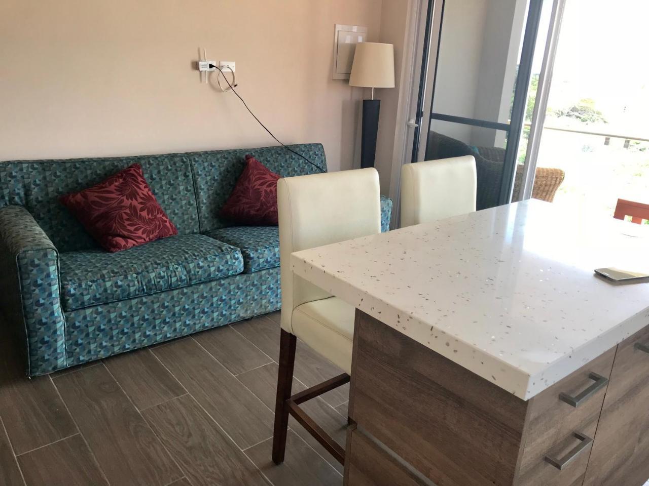 Apartamento Cozy Apartment,2minutes To Hotels, Ritz Carlton, Palm Beach *
