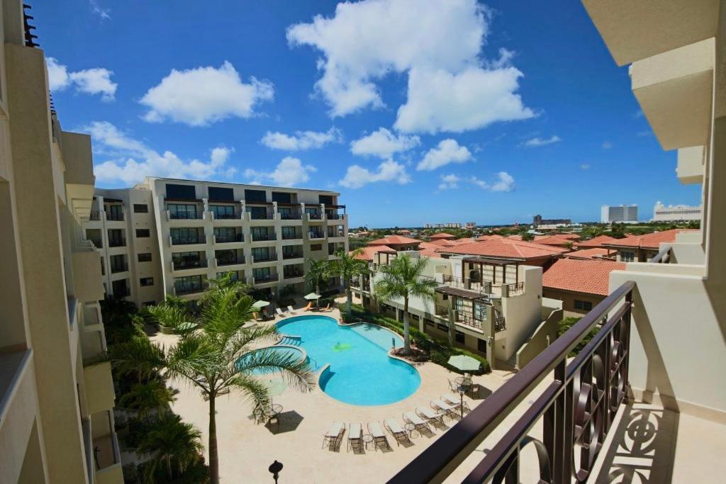 Aruba Stop By The Stop Club * Palm Beach