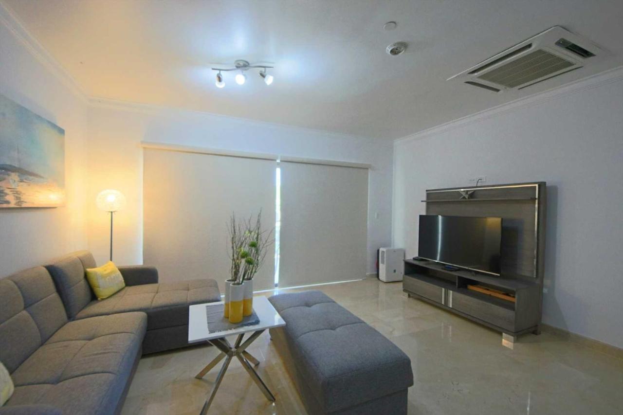 Apartment Aruba Stop By The Stop Club