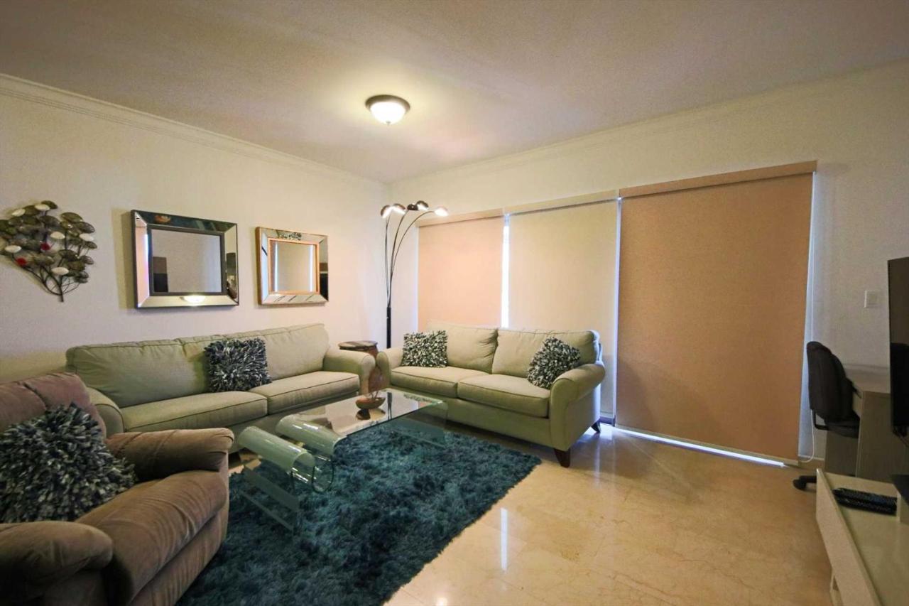 Apartment Aruba Stop By The Stop Club