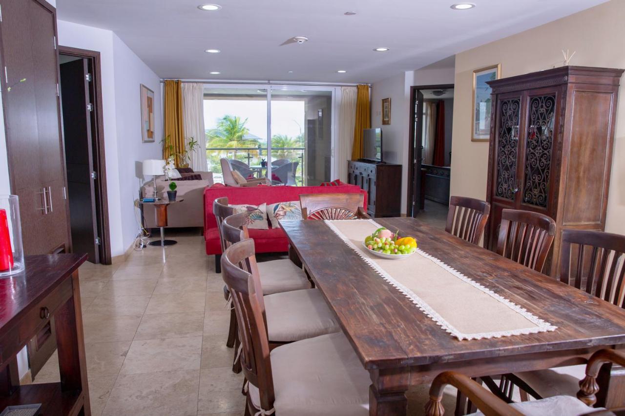 Oasis Luxury Apartment Palm Beach