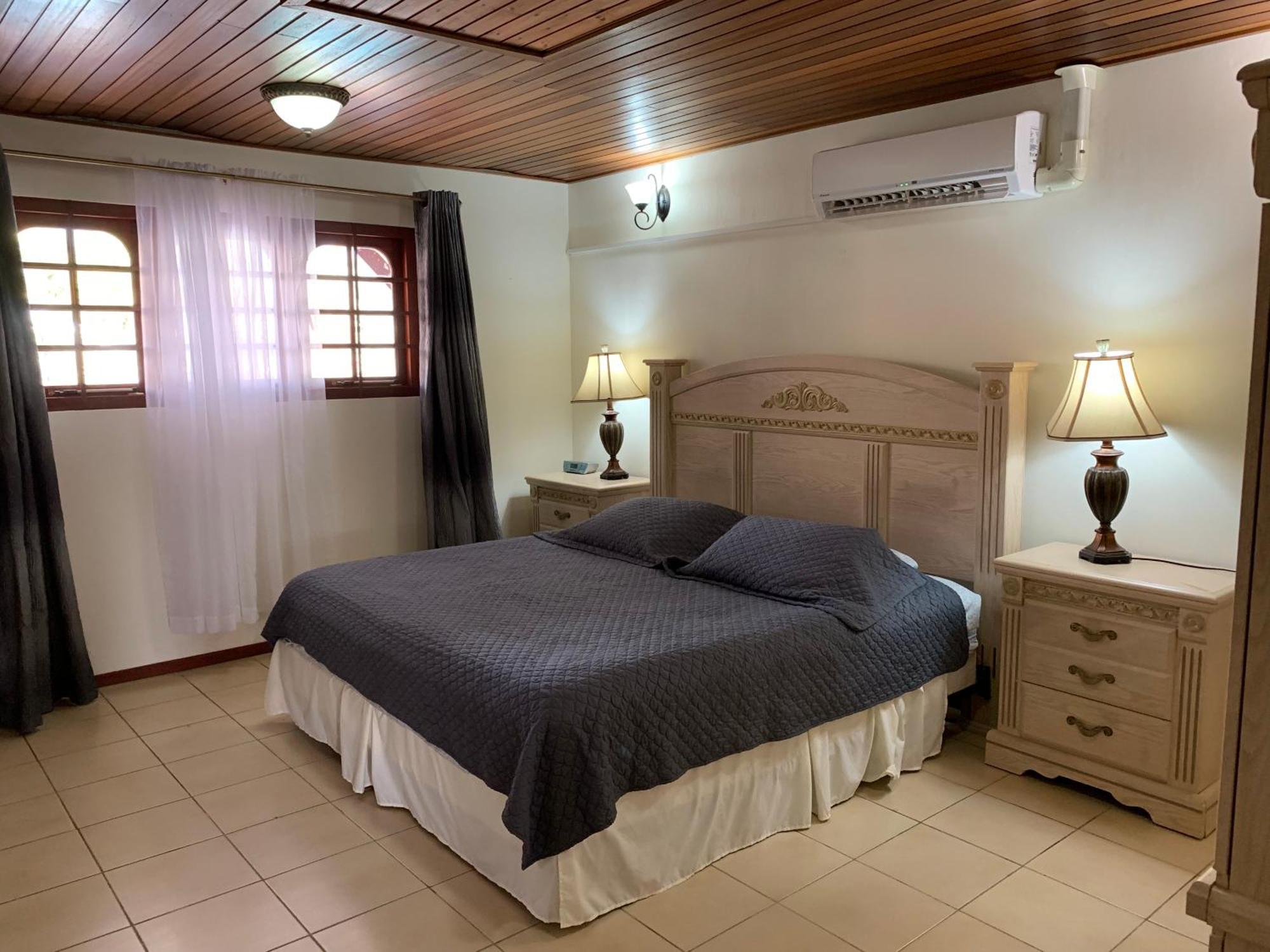 A Beautiful Aruba Salina Cerca Villa