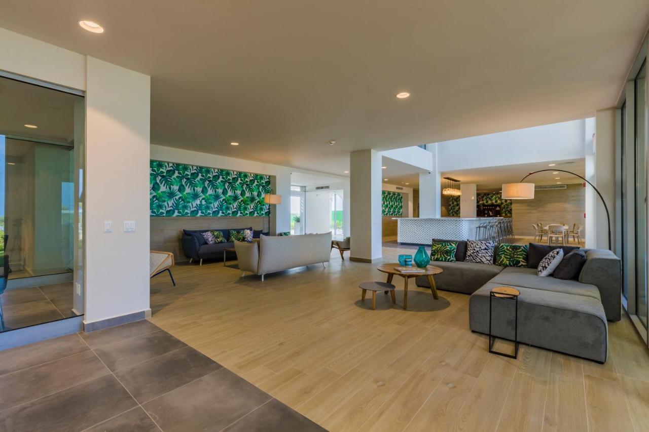 Azure Residences Palm Beach