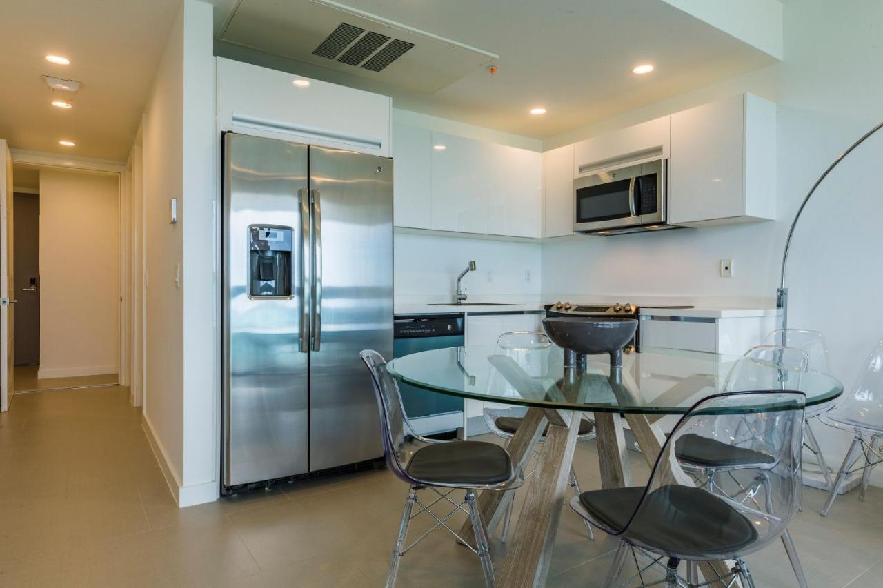 Apartment Azure Residences Palm Beach