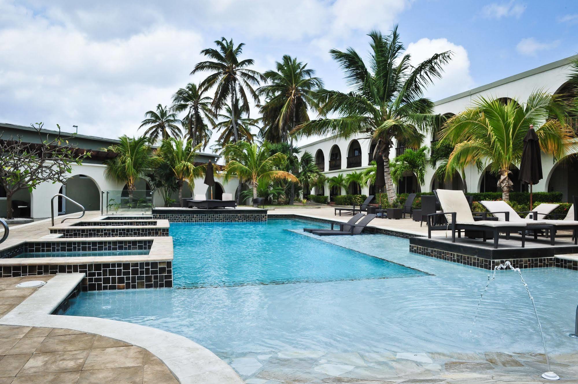 Hotel Talk Of The Town & Club By Gh Oranjestad