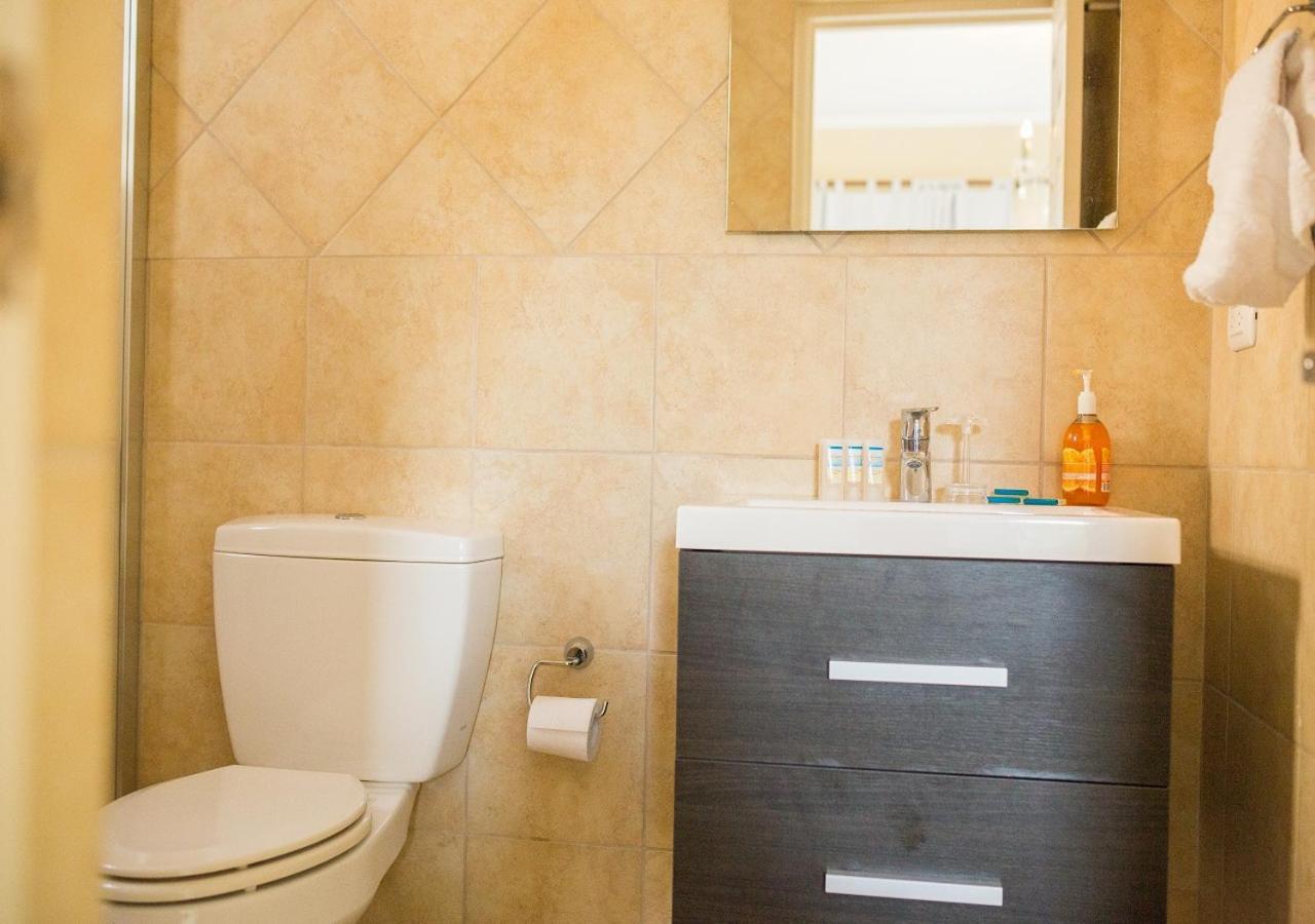 Gold Coast Luxury One Floor Palm Beach