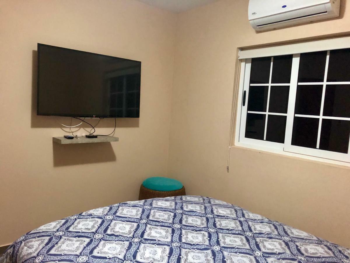 Cozy Apartment,2minutes To Hotels, Ritz Carlton, Palm Beach