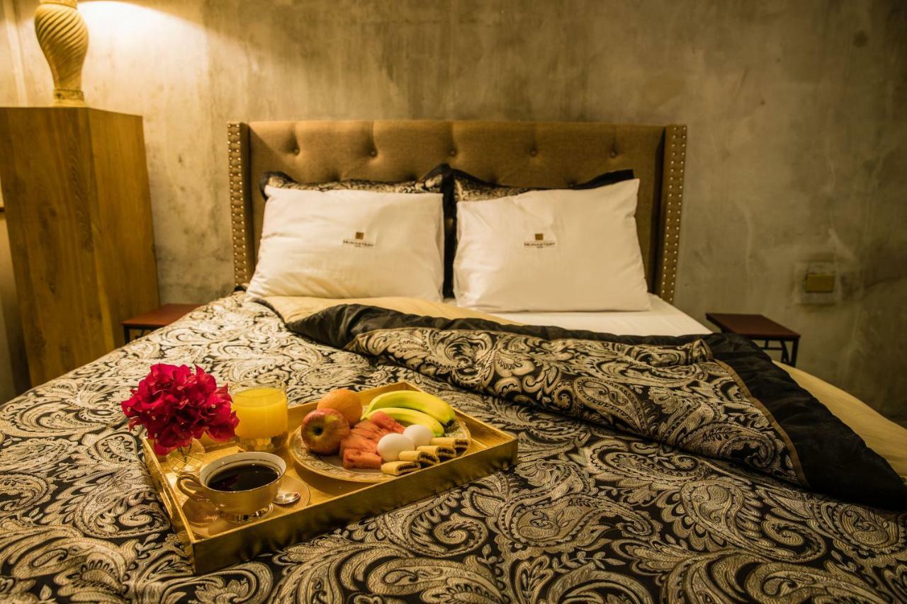 Hotel Monastery Oranjestad