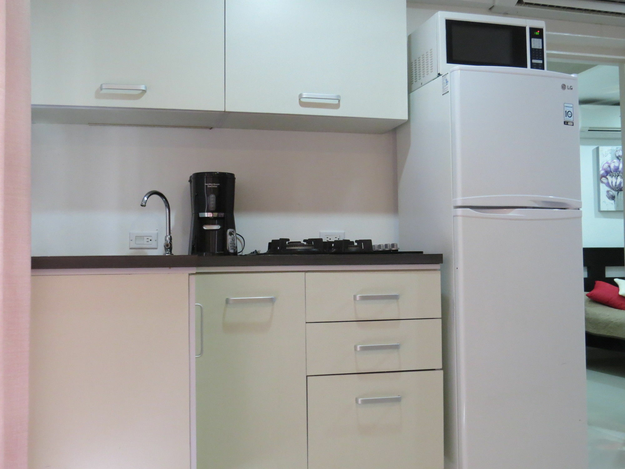 & Apartment