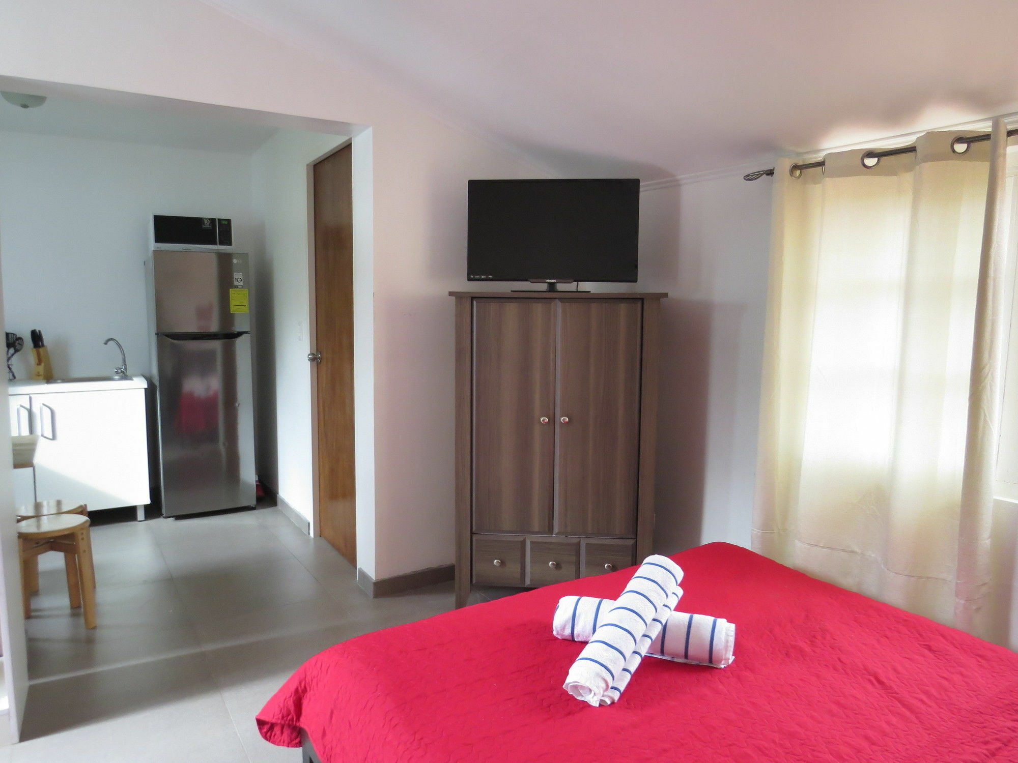 Apartment & *