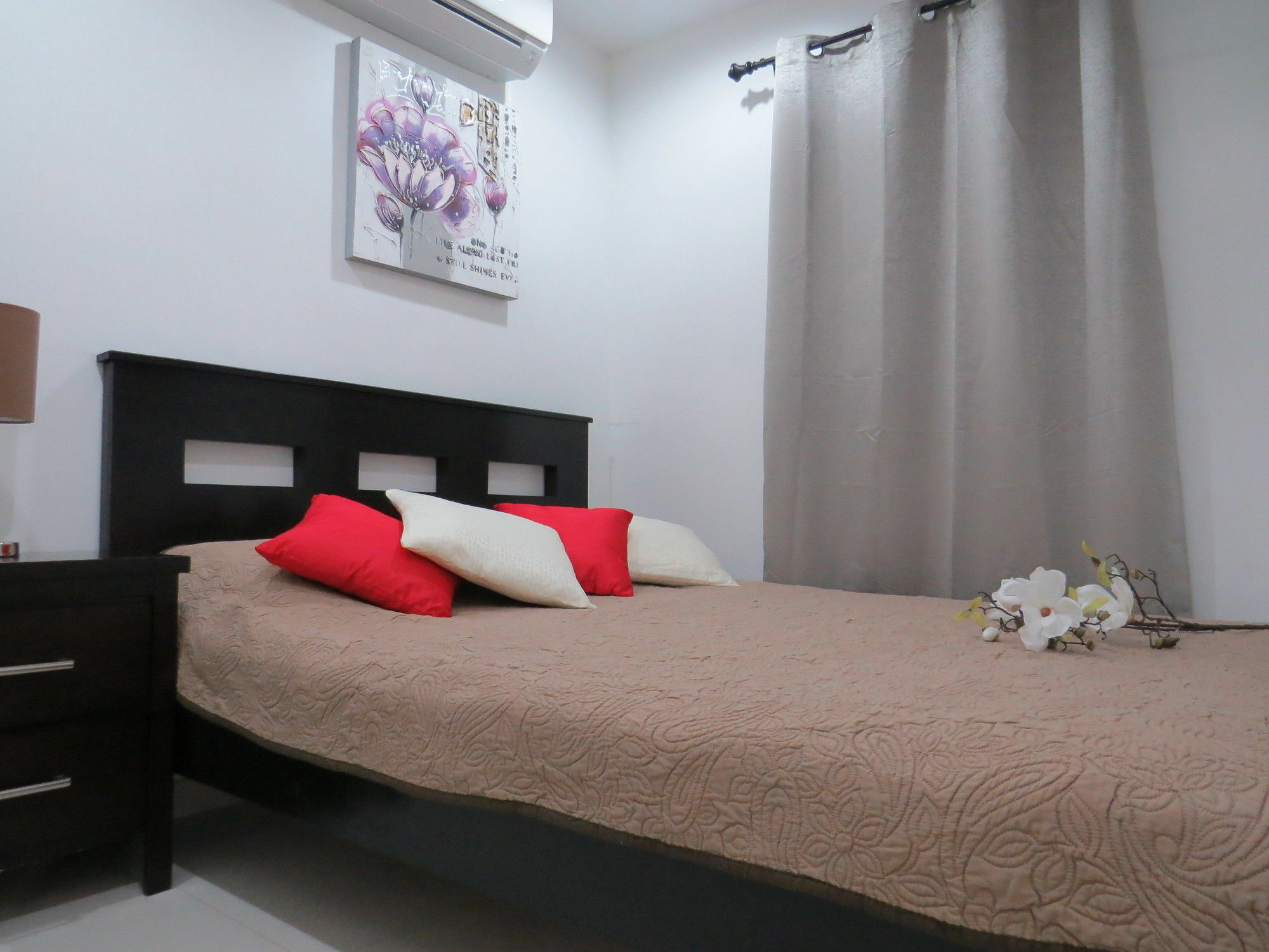 & Apartment