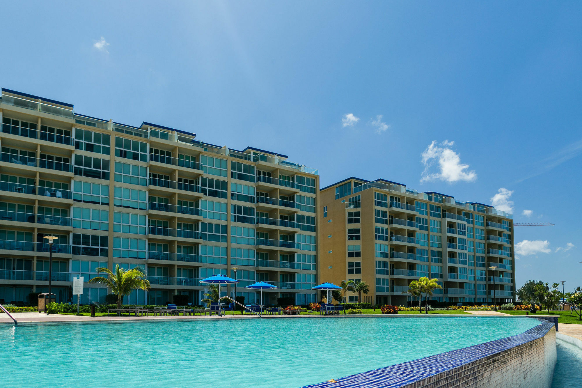 Blue Residences Palm Beach