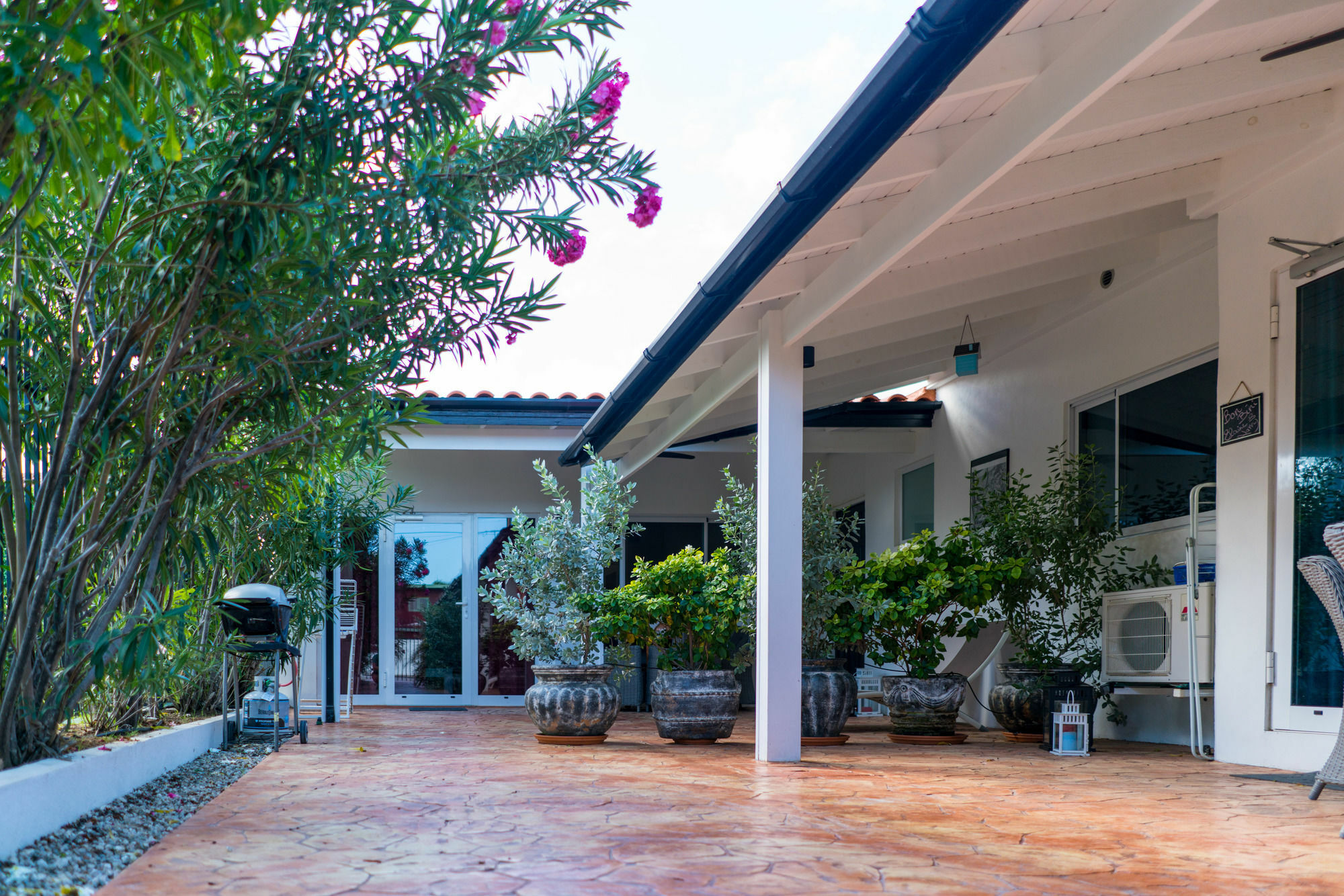 Guest house Cas Elizabeth Palm Beach
