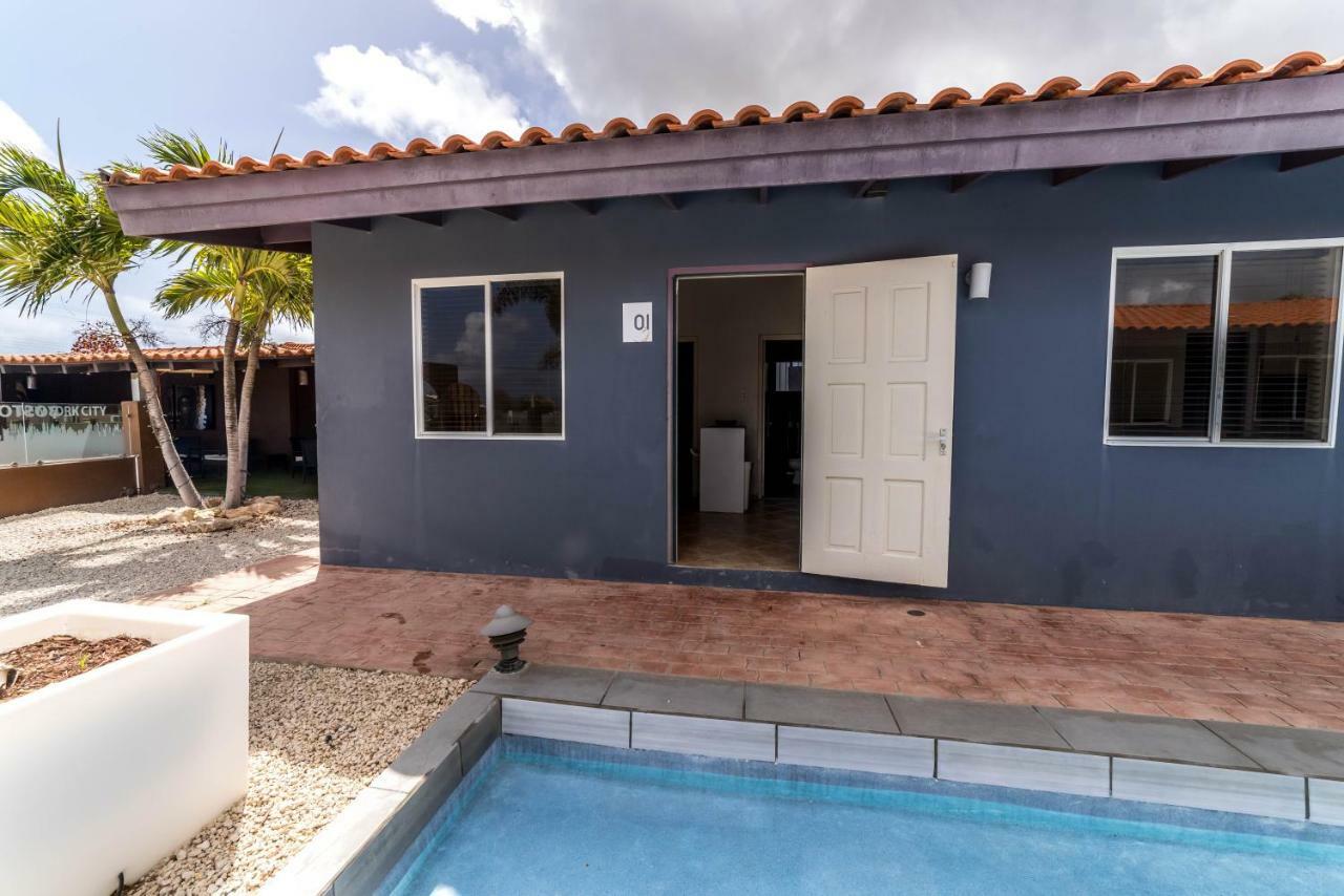 Palazzio Palm Beach Apartamento *