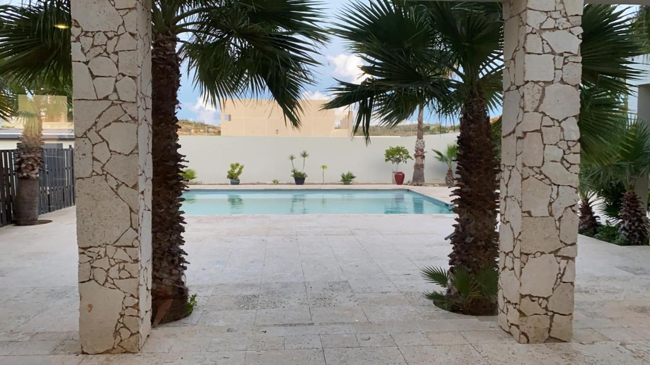 Boca Catalina Beachfront