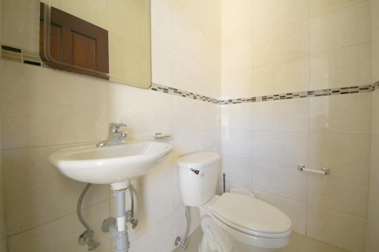 Aruba Breeze Apartment *