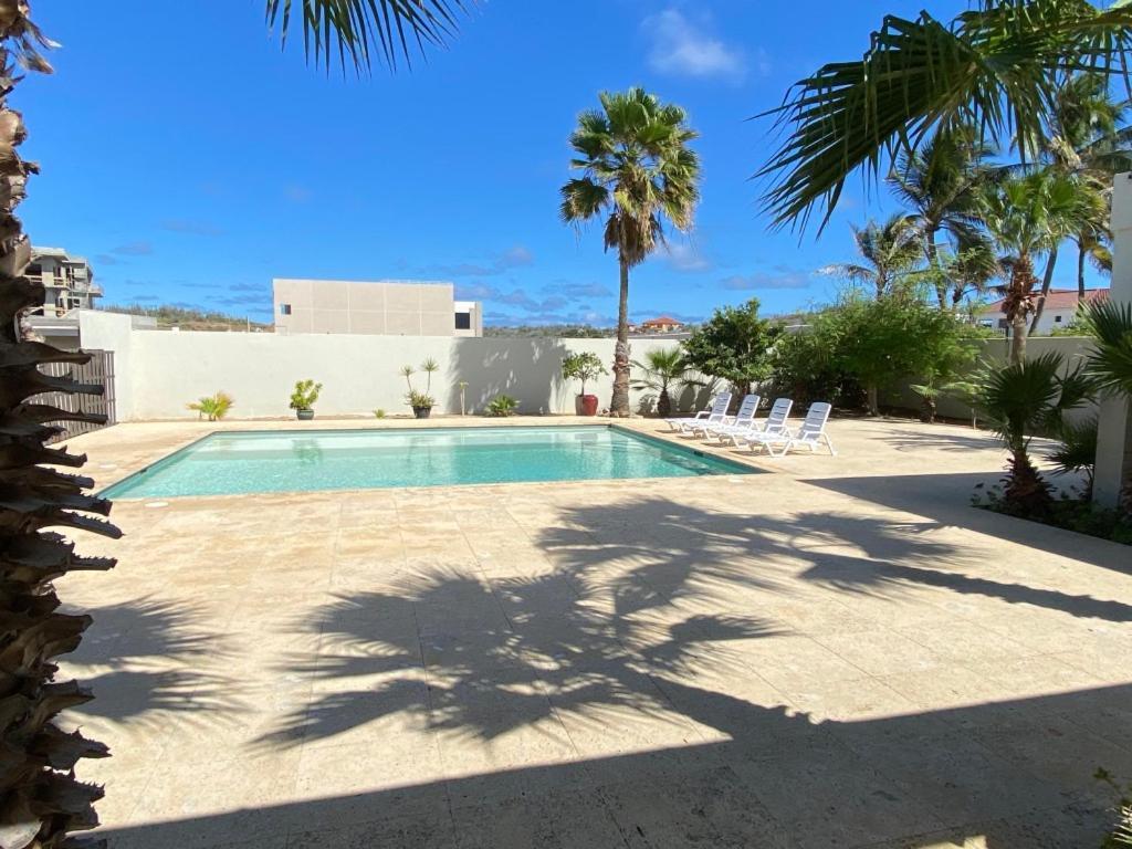 Boca Catalina Beachfront Apartment Palm Beach