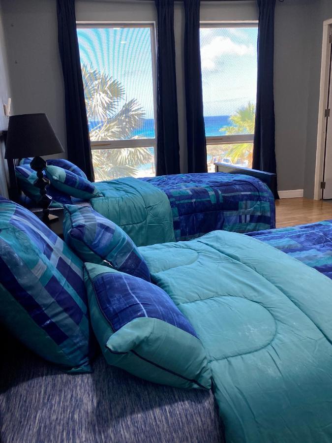Apartment Boca Catalina Beachfront *