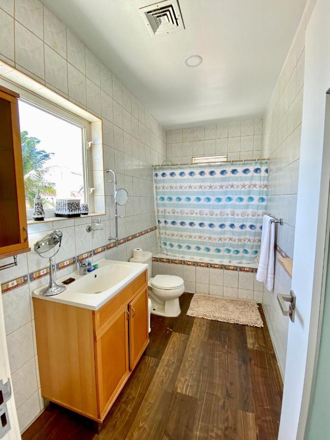 Boca Catalina Beachfront Apartment Palm Beach