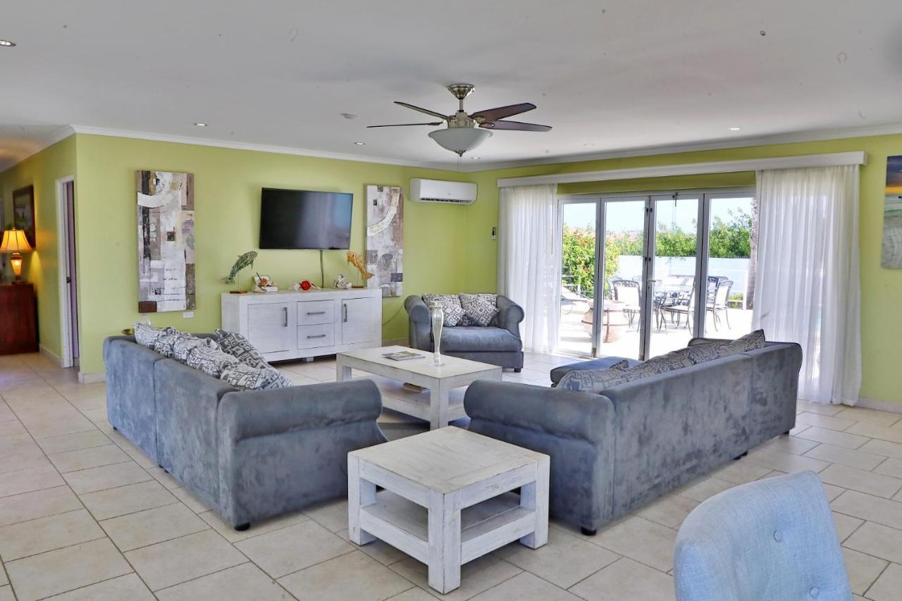 Villa Malmok Ocean Front *