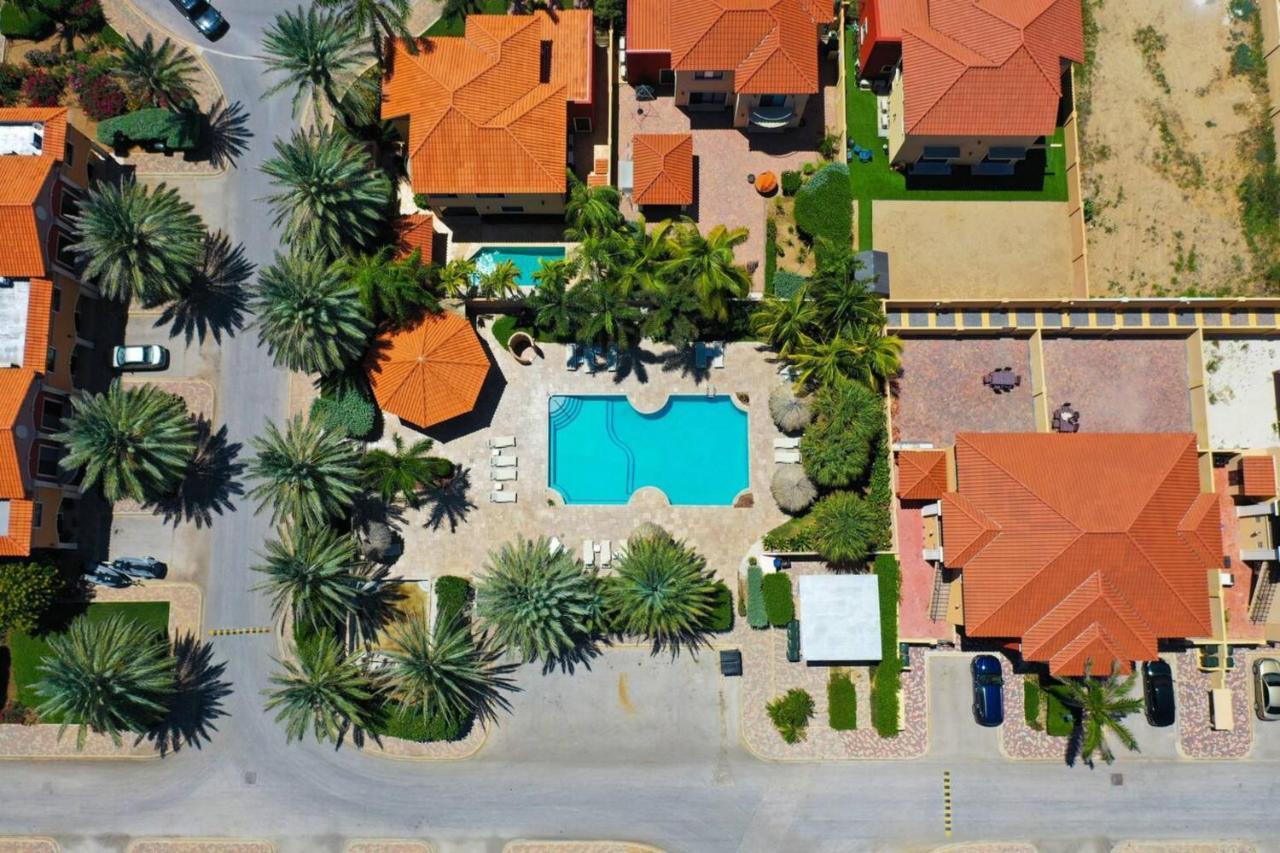 Incredible House In Gold Coast With Private Jacuzzi New Remodeling * Palm Beach