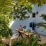 Bon Bini Studio