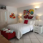 Sunflower Villa Studios
