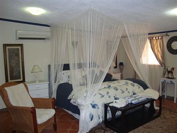 Club Arias Bed & Breakfast